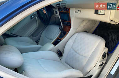 Универсал Mercedes-Benz C-Class 2002 в 
