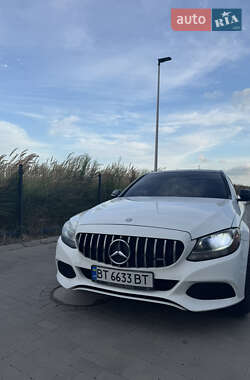 Седан Mercedes-Benz C-Class 2015 в Львове