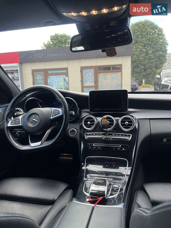 Універсал Mercedes-Benz C-Class 2014 в Луцьку
