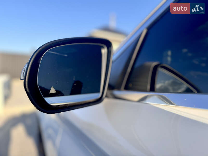 Седан Mercedes-Benz C-Class 2018 в Кропивницькому