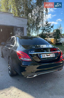 Седан Mercedes-Benz C-Class 2017 в 