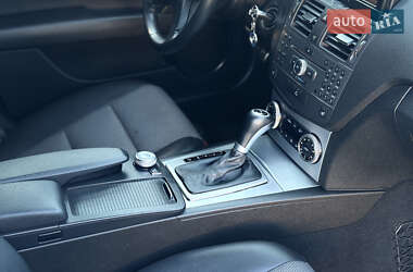 Универсал Mercedes-Benz C-Class 2009 в 