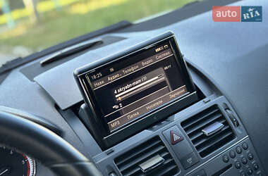 Универсал Mercedes-Benz C-Class 2009 в 