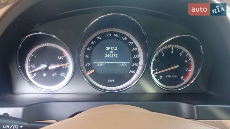 Седан Mercedes-Benz C-Class 2007 в Дубно