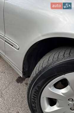 Седан Mercedes-Benz C-Class 2004 в 