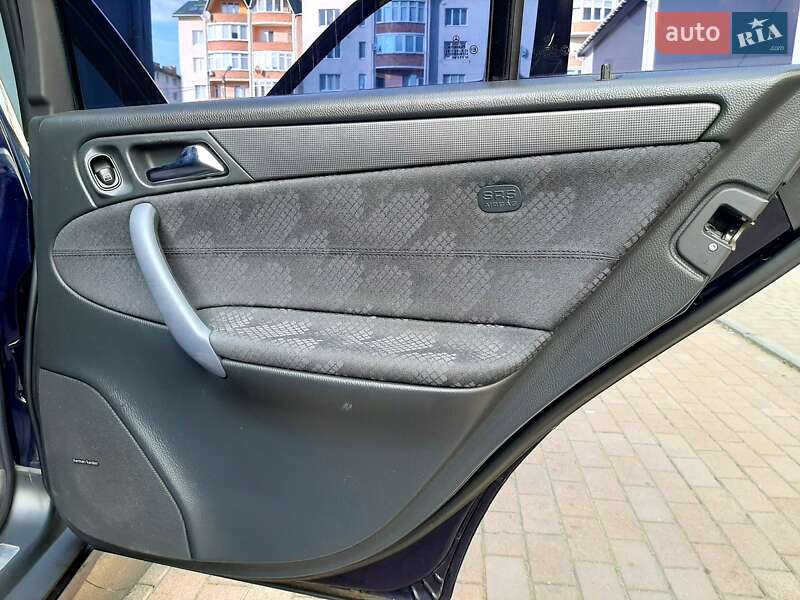 Универсал Mercedes-Benz C-Class 2003 в Стрые фото 21 Универсал Mercedes-Benz C-Class 2003 в Стрые