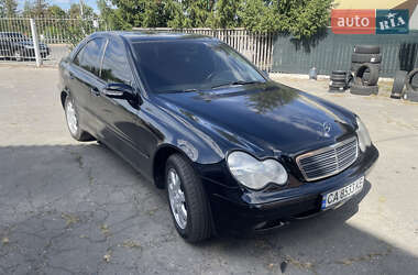 Седан Mercedes-Benz C-Class 2002 в Звенигородці