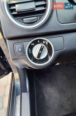 Седан Mercedes-Benz C-Class 2012 в 