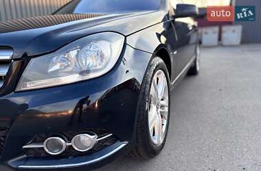 Универсал Mercedes-Benz C-Class 2011 в 