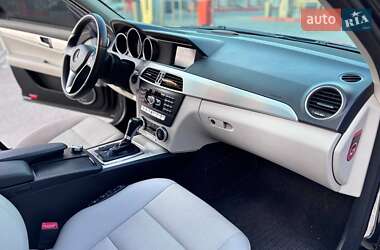 Универсал Mercedes-Benz C-Class 2011 в 