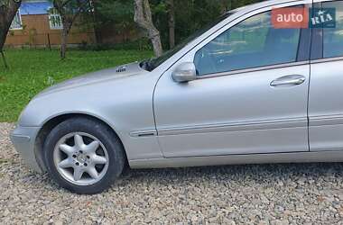 Седан Mercedes-Benz C-Class 2002 в 