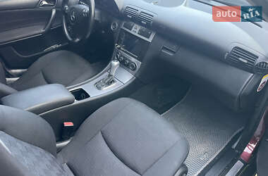 Седан Mercedes-Benz C-Class 2006 в 