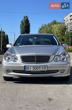 Седан Mercedes-Benz C-Class 2003 в 