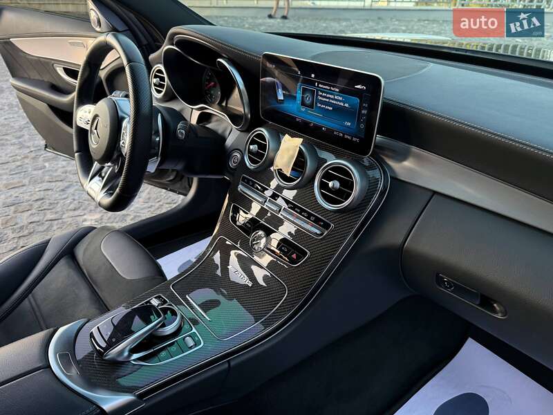 Седан Mercedes-Benz C-Class 2019 в Днепре