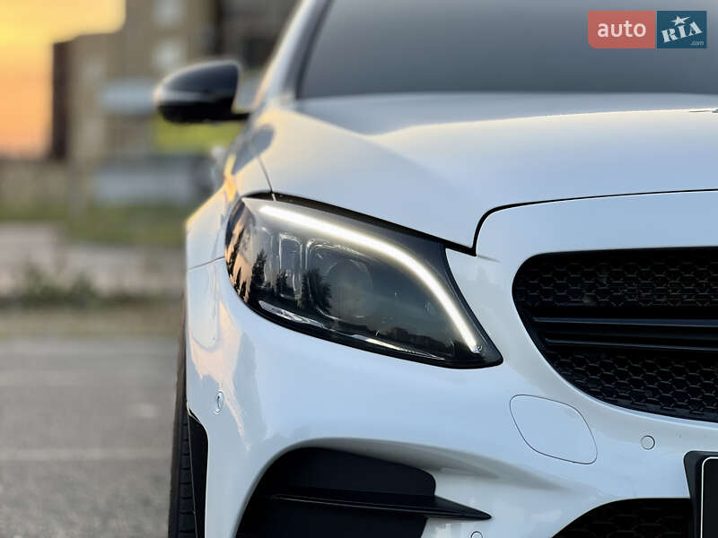 Седан Mercedes-Benz C-Class 2019 в Киеве