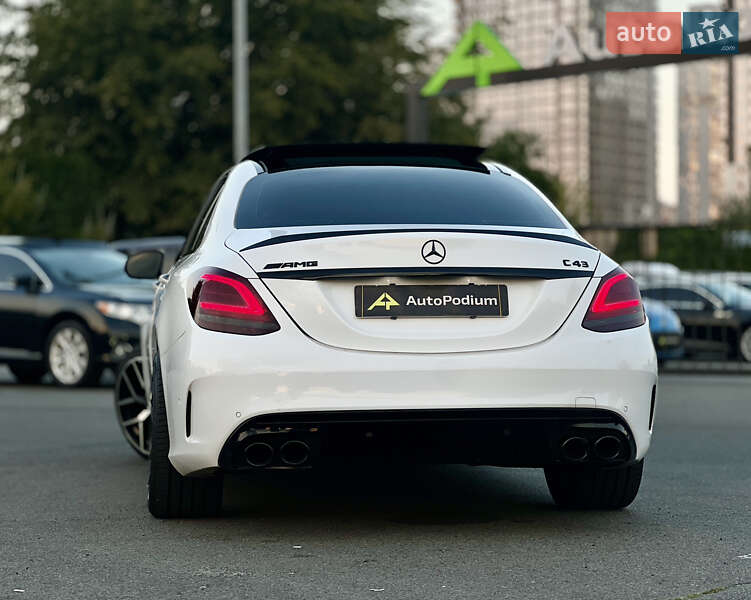 Седан Mercedes-Benz C-Class 2019 в Киеве