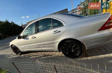 Седан Mercedes-Benz C-Class 2002 в Виннице