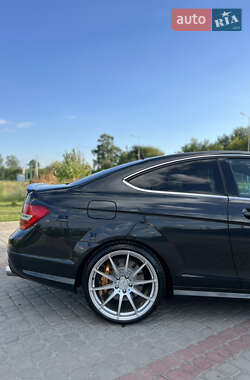 Купе Mercedes-Benz C-Class 2012 в 