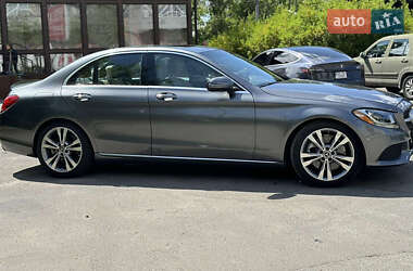 Седан Mercedes-Benz C-Class 2017 в 