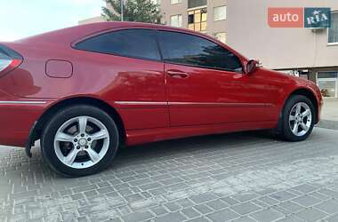 Купе Mercedes-Benz C-Class 2007 в 