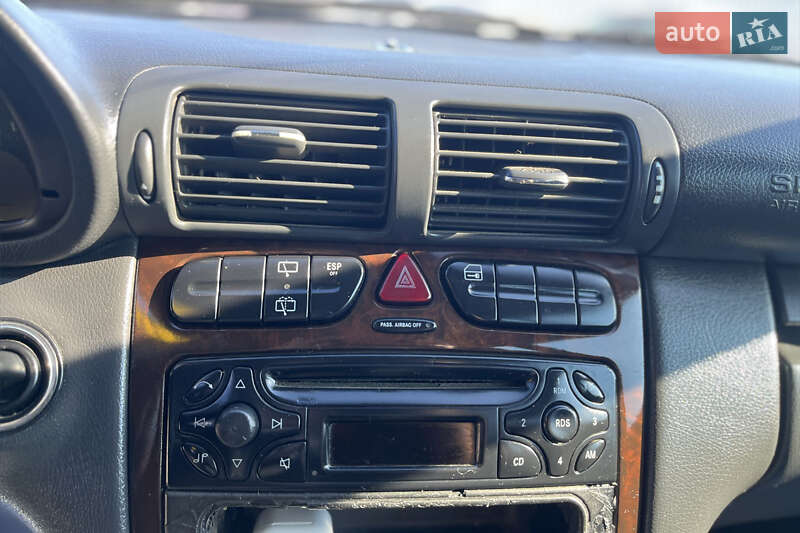 Универсал Mercedes-Benz C-Class 2003 в Мукачево