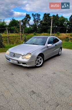 Купе Mercedes-Benz C-Class 2001 в Львові