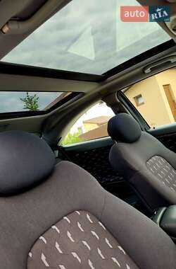 Купе Mercedes-Benz C-Class 2001 в 