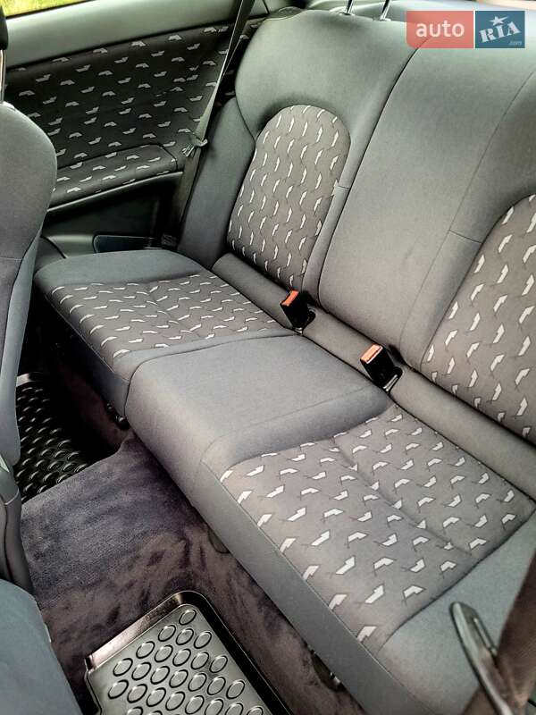 Купе Mercedes-Benz C-Class 2001 в Львове фото 30 Купе Mercedes-Benz C-Class 2001 в Львове