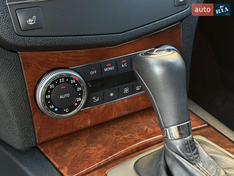 Седан Mercedes-Benz C-Class 2007 в Миколаєві