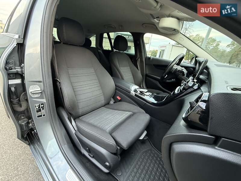 Универсал Mercedes-Benz C-Class 2018 в Киеве фото 13 Универсал Mercedes-Benz C-Class 2018 в Киеве