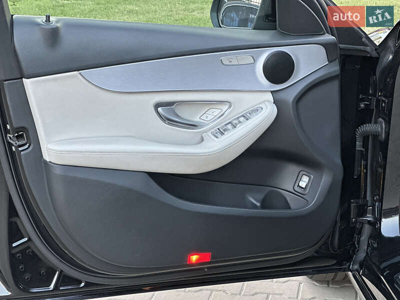 Седан Mercedes-Benz C-Class 2018 в Киеве фото 50 Седан Mercedes-Benz C-Class 2018 в Киеве