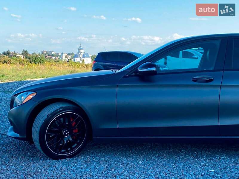 Седан Mercedes-Benz C-Class 2015 в Львове