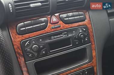 Седан Mercedes-Benz C-Class 2003 в 