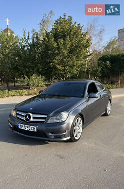 Купе Mercedes-Benz C-Class 2012 в 