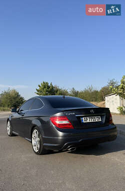 Купе Mercedes-Benz C-Class 2012 в 