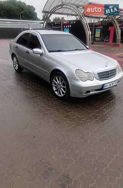 Седан Mercedes-Benz C-Class 2001 в Жашкове