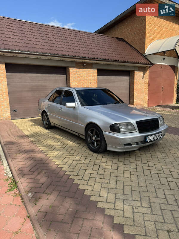 Седан Mercedes-Benz C-Class 1994 в 
