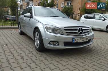 Mercedes-Benz C-Class 2010