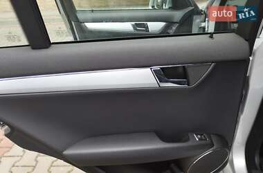 Универсал Mercedes-Benz C-Class 2010 в 