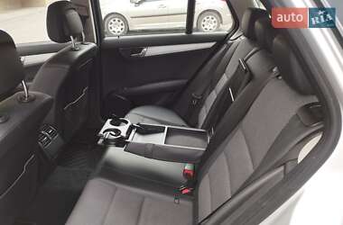 Универсал Mercedes-Benz C-Class 2010 в 