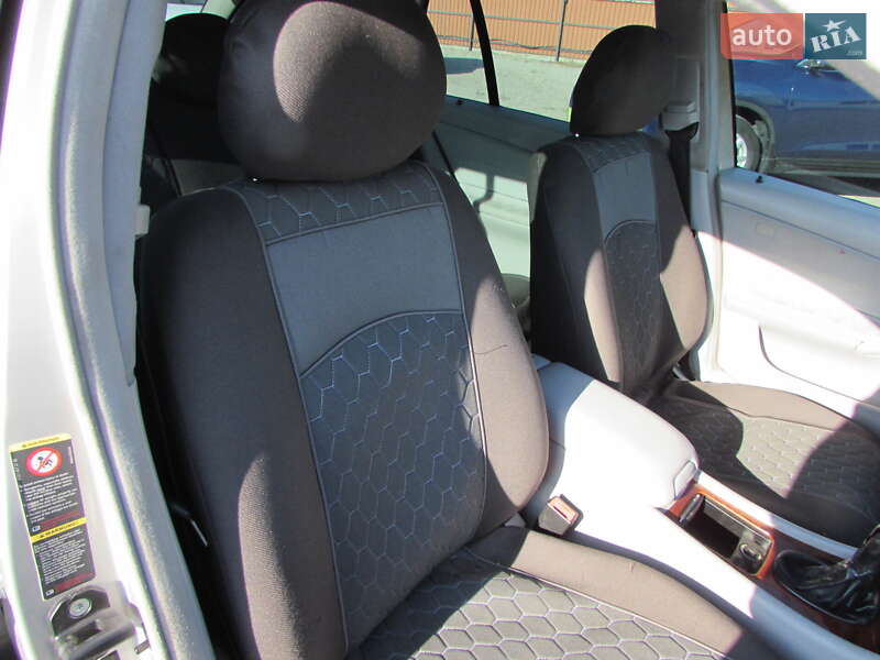 Универсал Mercedes-Benz C-Class 2003 в Кропивницком