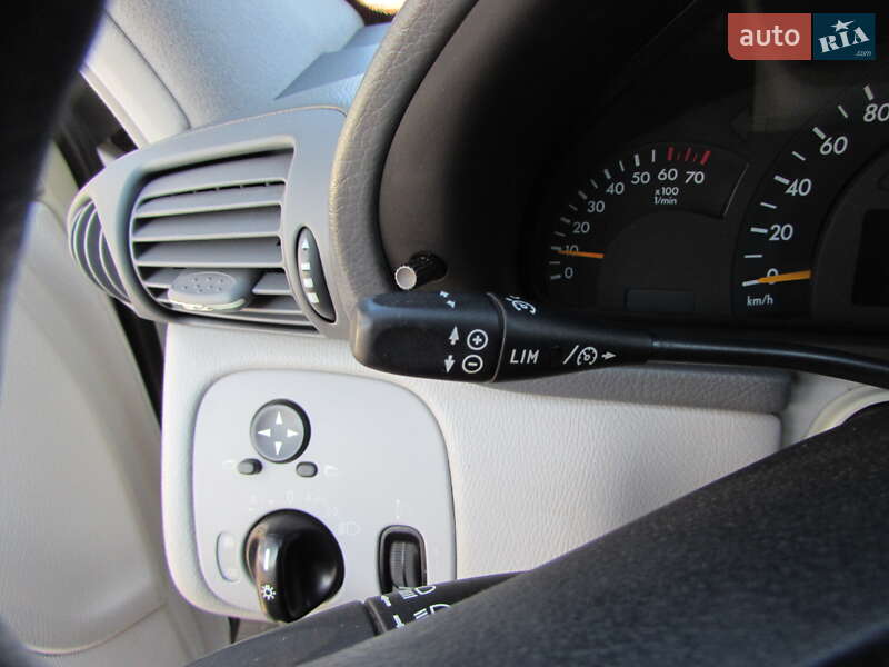 Универсал Mercedes-Benz C-Class 2003 в Кропивницком