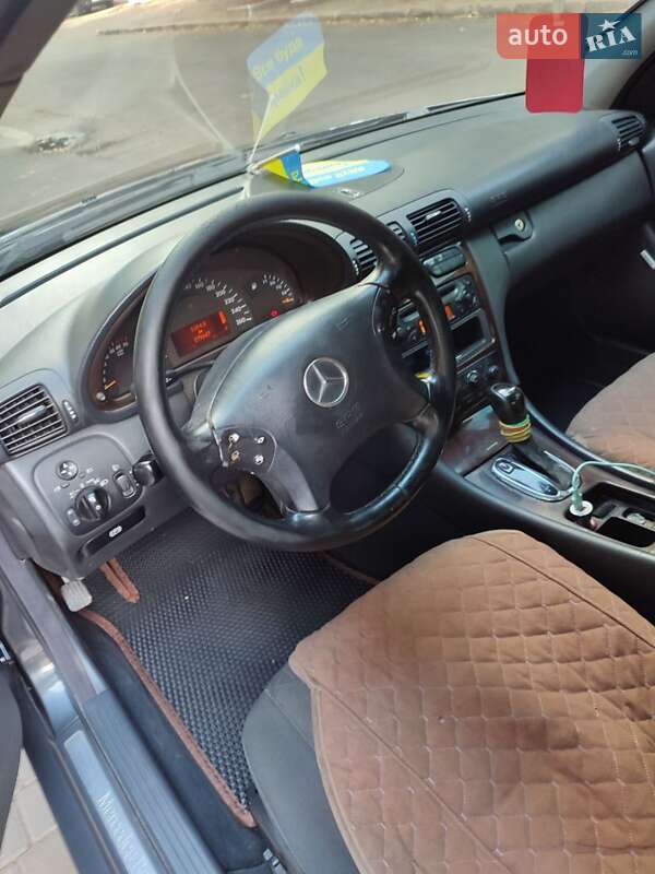 Седан Mercedes-Benz C-Class 2001 в Одессе фото 7 Седан Mercedes-Benz C-Class 2001 в Одессе