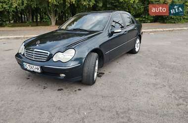 Седан Mercedes-Benz C-Class 2002 в Владимире