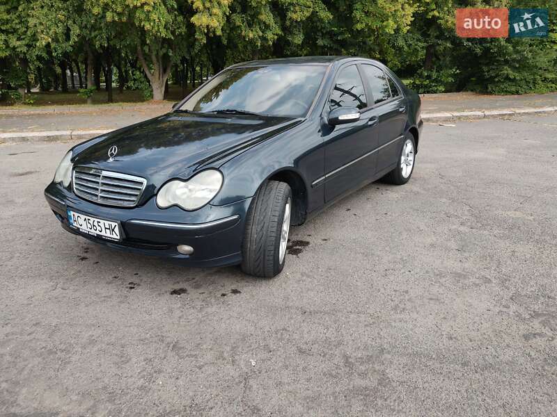 Mercedes-Benz C-Class 2002