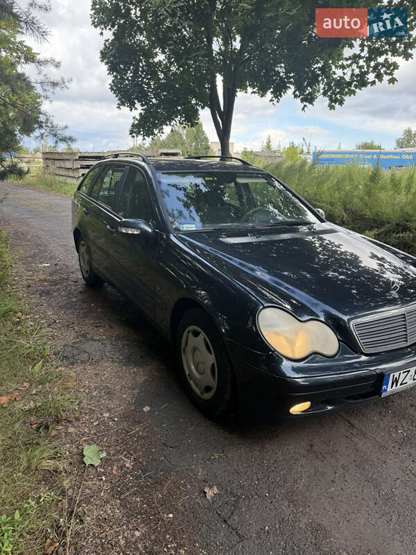 Универсал Mercedes-Benz C-Class 2003 в Костополе