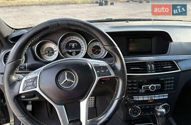 Седан Mercedes-Benz C-Class 2012 в 