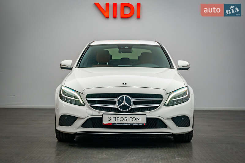 Седан Mercedes-Benz C-Class 2018 в Киеве фото 5 Седан Mercedes-Benz C-Class 2018 в Киеве
