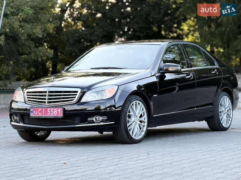 Седан Mercedes-Benz C-Class 2010 в Виннице