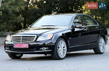 Седан Mercedes-Benz C-Class 2010 в 